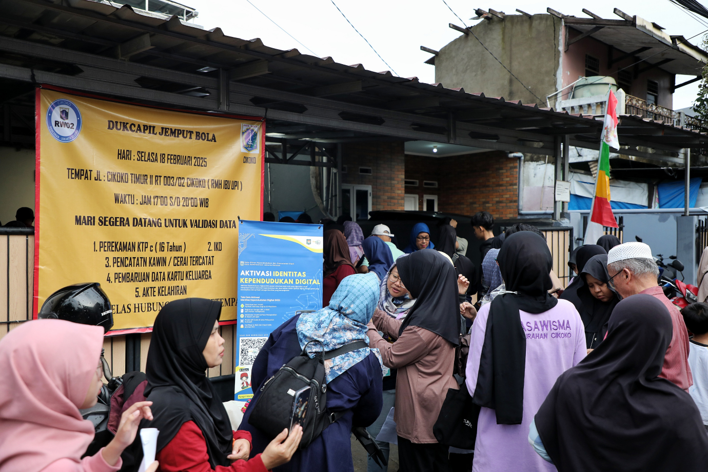 1.Pelayanan Jemput Bola Dukcapil Kelurahan Cikoko.jpg