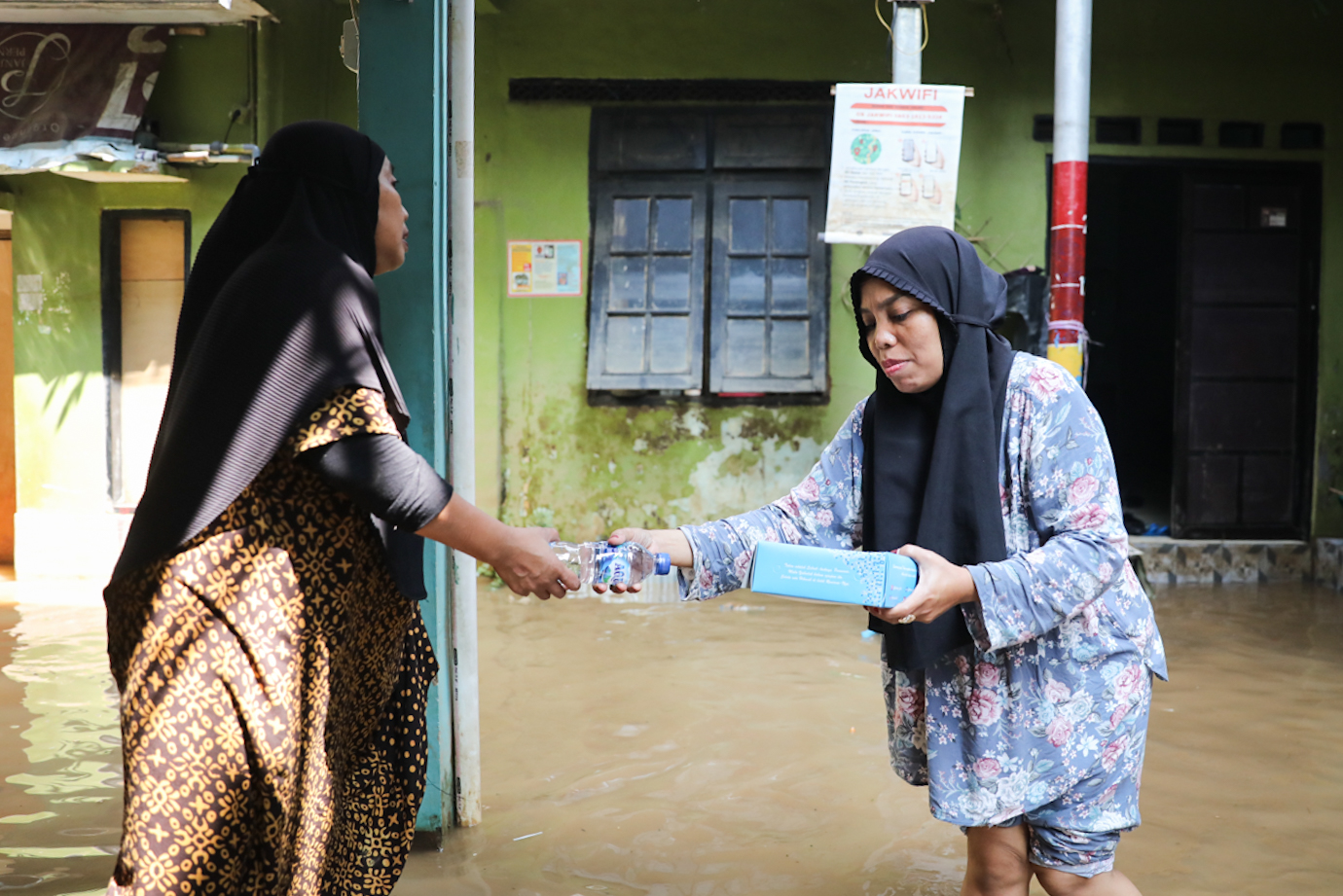 Banjir Kampung melayu-3.jpg