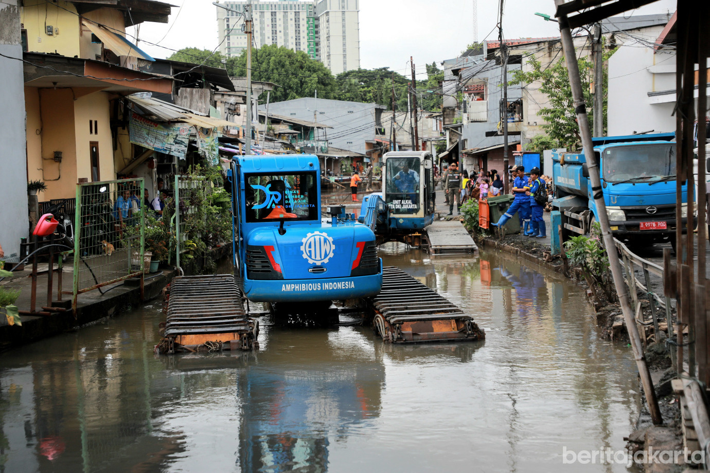 6gub Kali Cakung Lama Segmen Sukapura.jpg