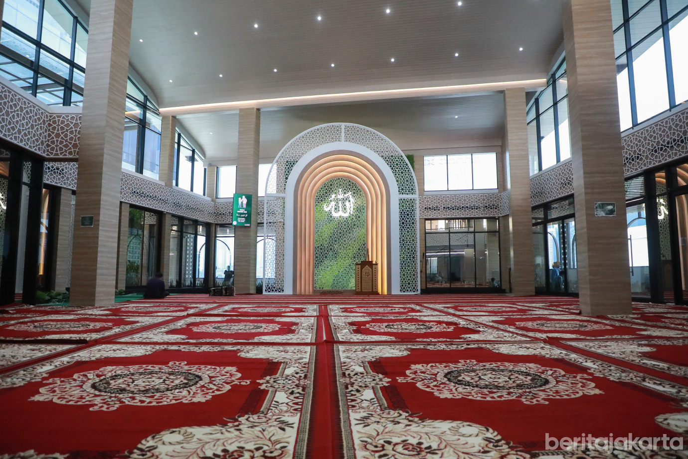 6-1masjid sakinah.jpg