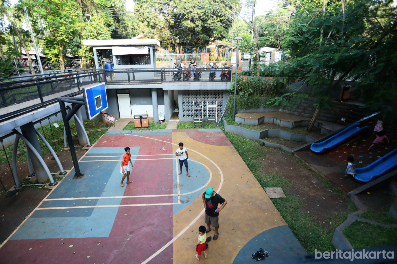 6 Taman Bango Pola Jadi Tempat Favorit Warga Cilandak Habiskan Waktu Bersama Keluarga_6.jpg