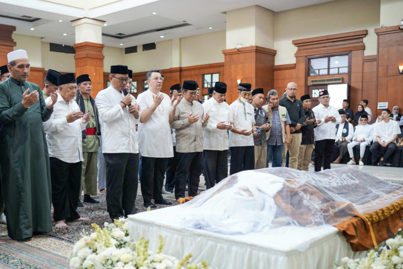 04-gubtakziah ekswagub.jpg