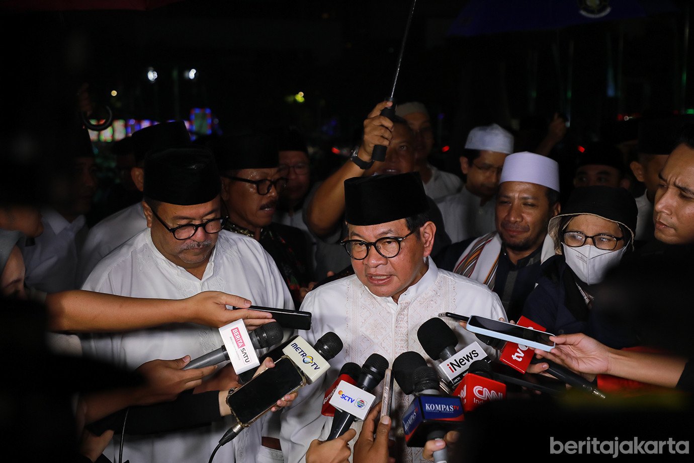 gub-wagub-jkt-bersholawat-07.jpg