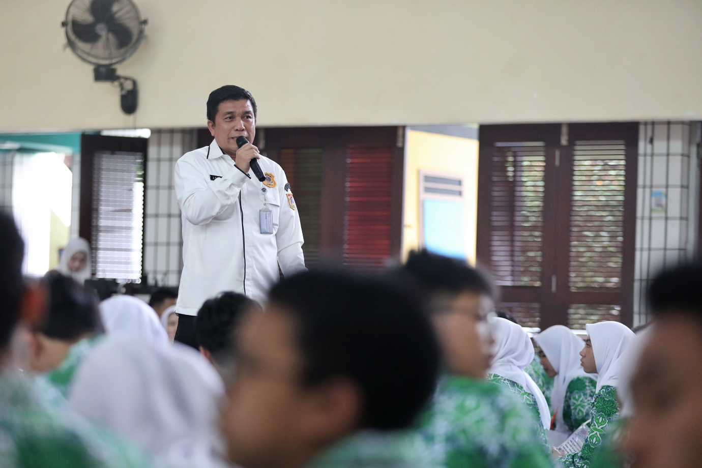 6.Satpol PP Goes To School Sambangi SMA Al-Azhar 3.jpg