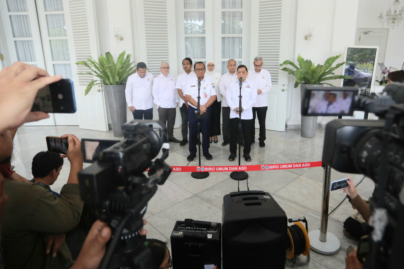 6 Gubernur menerima audiensi KADIN Bidang Industri Hijau_6.jpg