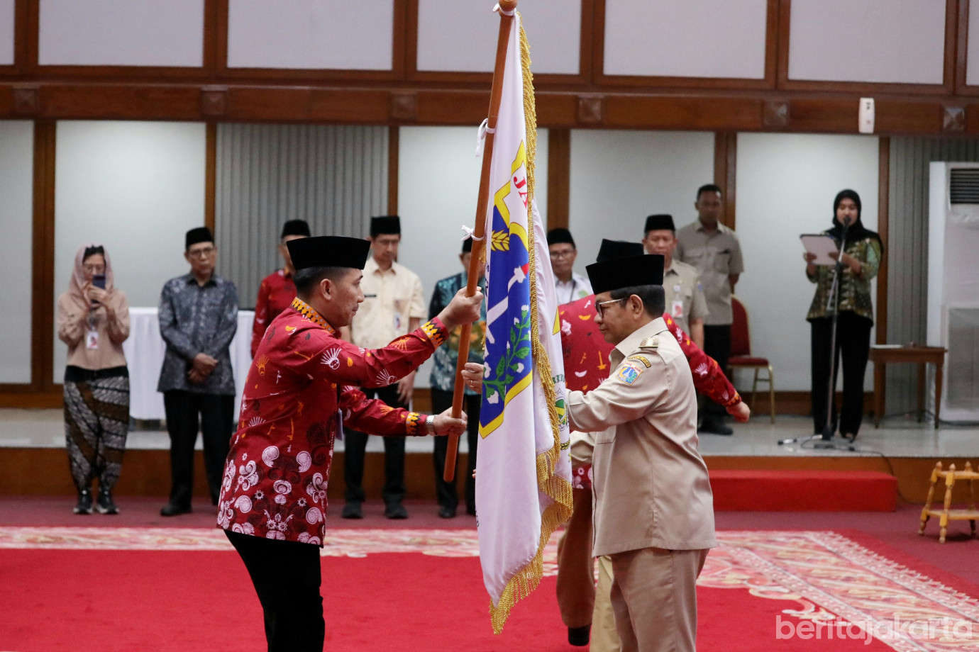 3 Gubernur Lepas Kafilah DKI ke Ajang STQH Nasional XXVIII Tahun 2025_3.jpg