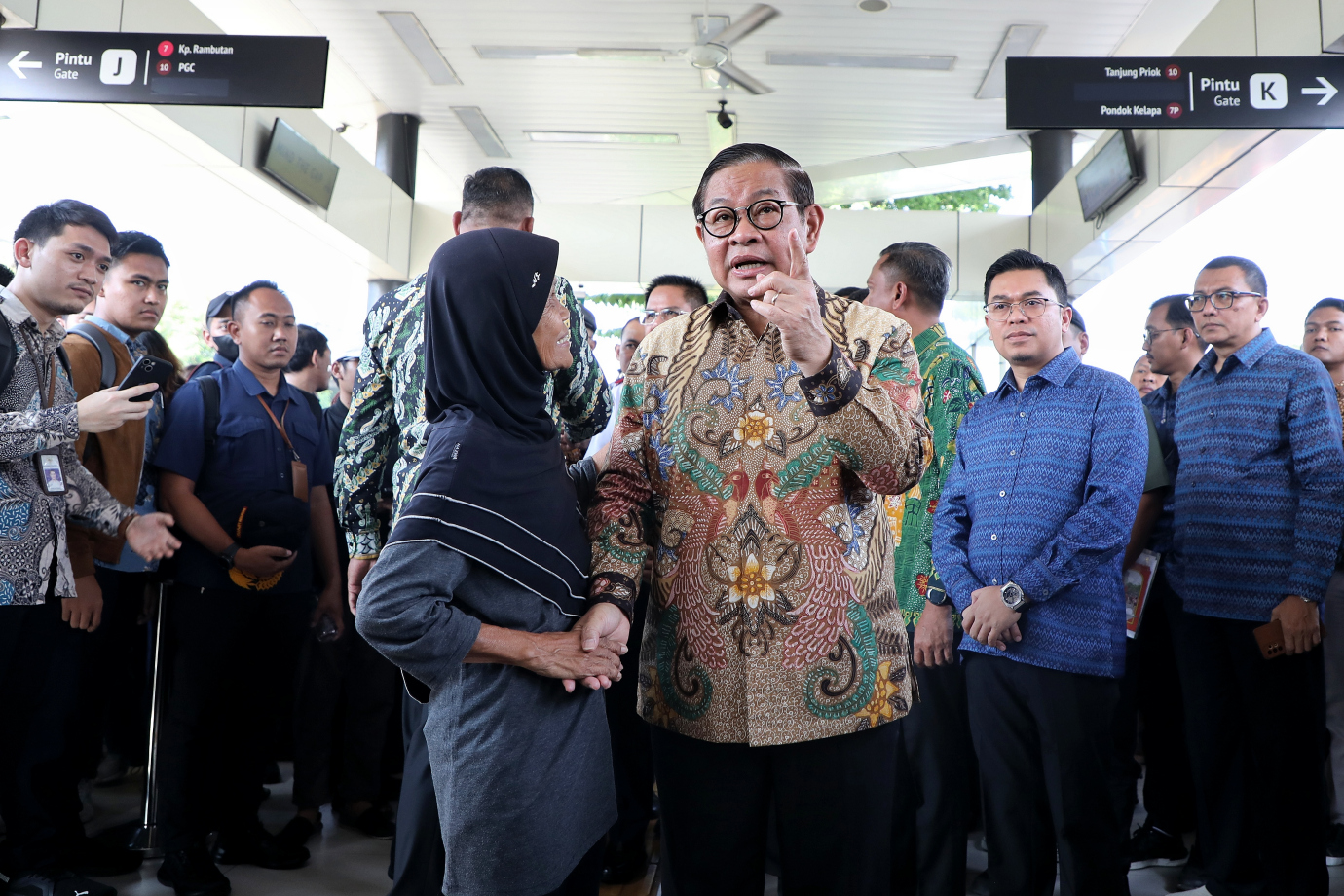 4.Pramono Resmikan Layanan Transjabodetabek Rute Vida Bekasi-Cawang.jpg