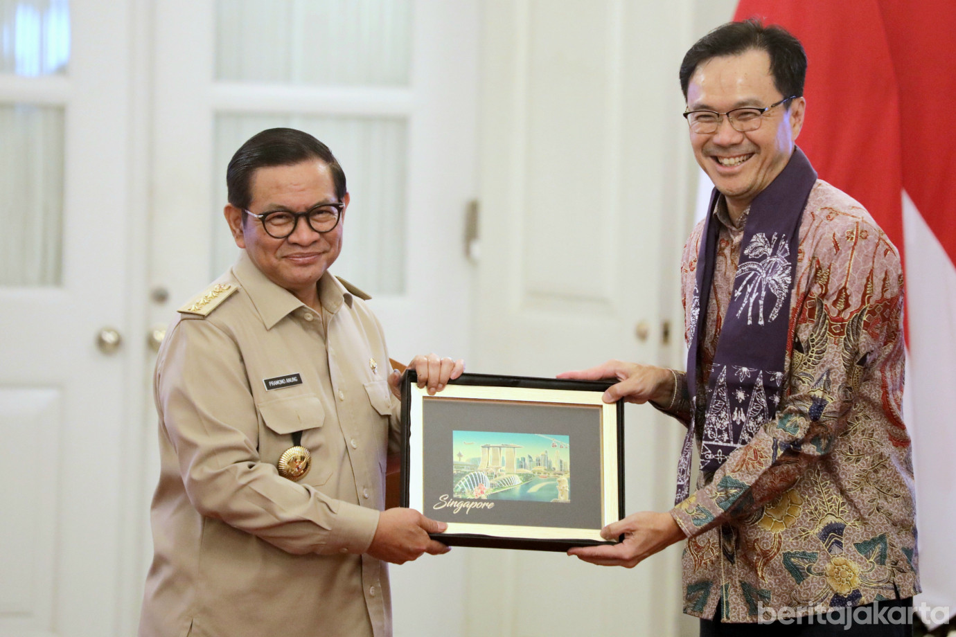 5 Gubernur terima Kunjungan Delegasi CLC Singapura_5.jpg