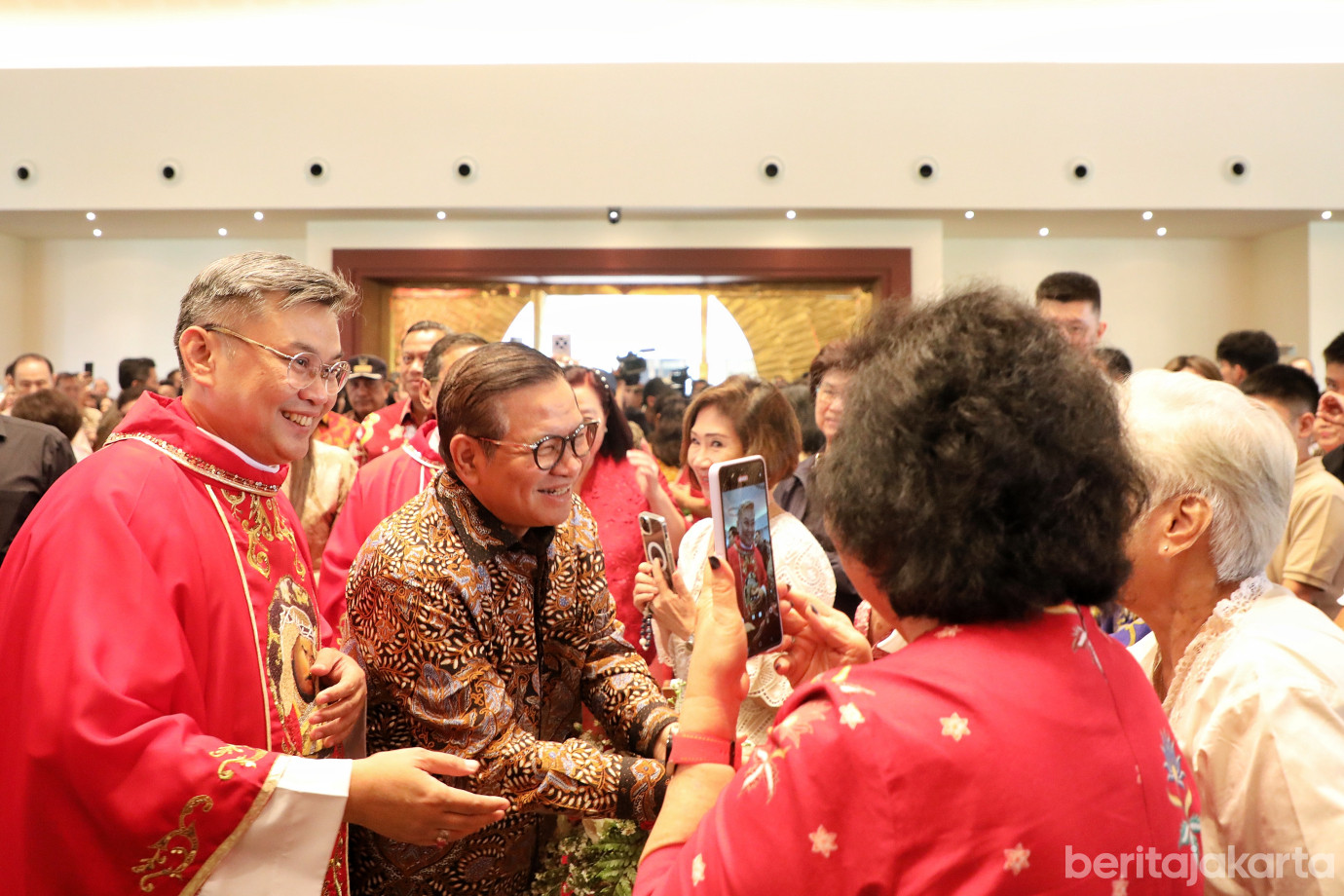 3.Pramono Resmikan Gereja Katolik Kalvari Paroki Lubang Buaya .jpg