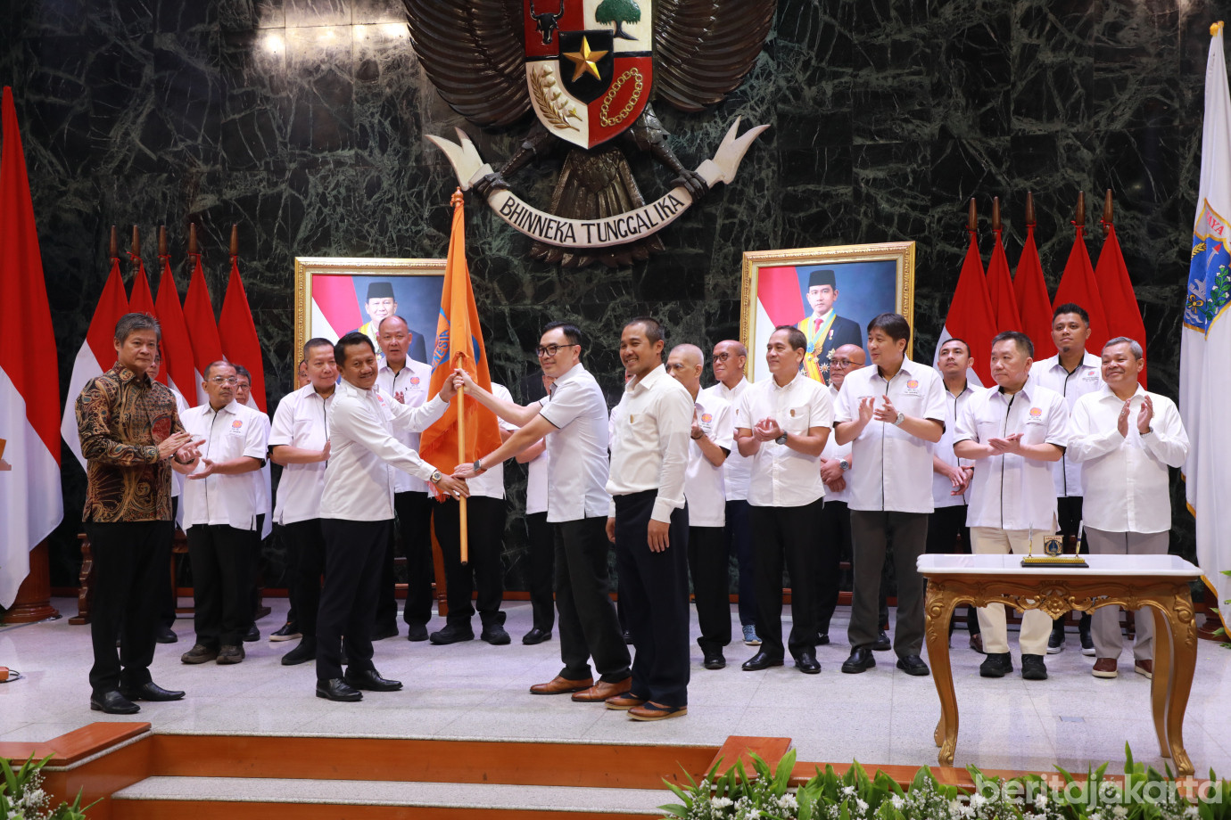 6-2pengukuhan REI DKI.jpg