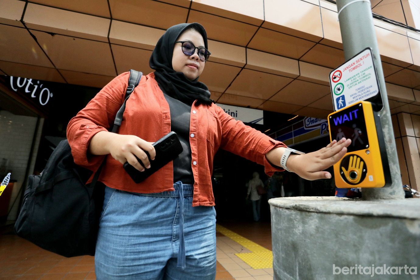 2 Uji Coba Pelican Crossing Stasiun Cikini_2.jpg