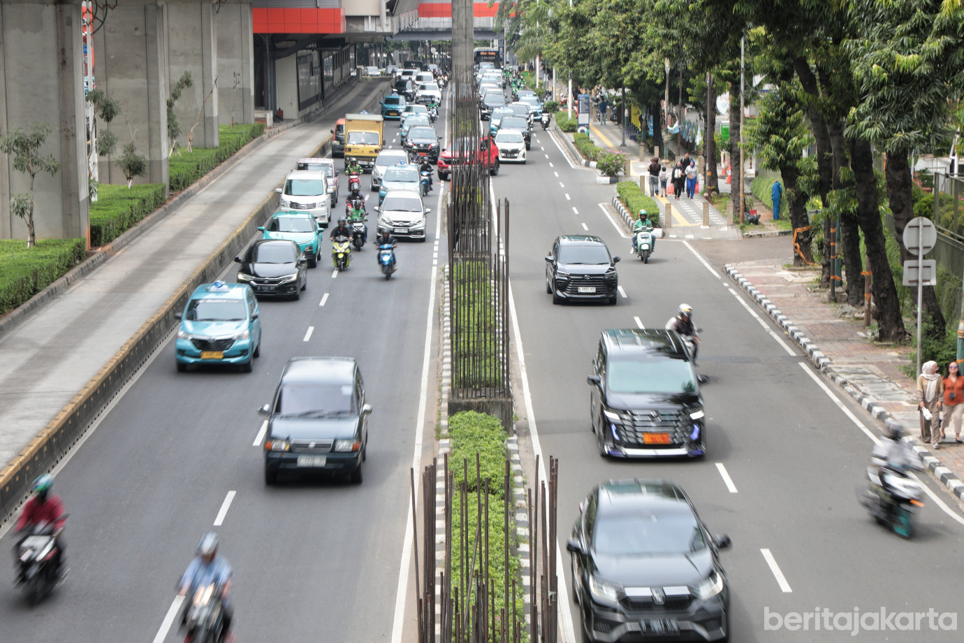 1.Pemprov DKI Bongkar Tiang Monorel di HR Rasuna Said Pekan Depan.jpg