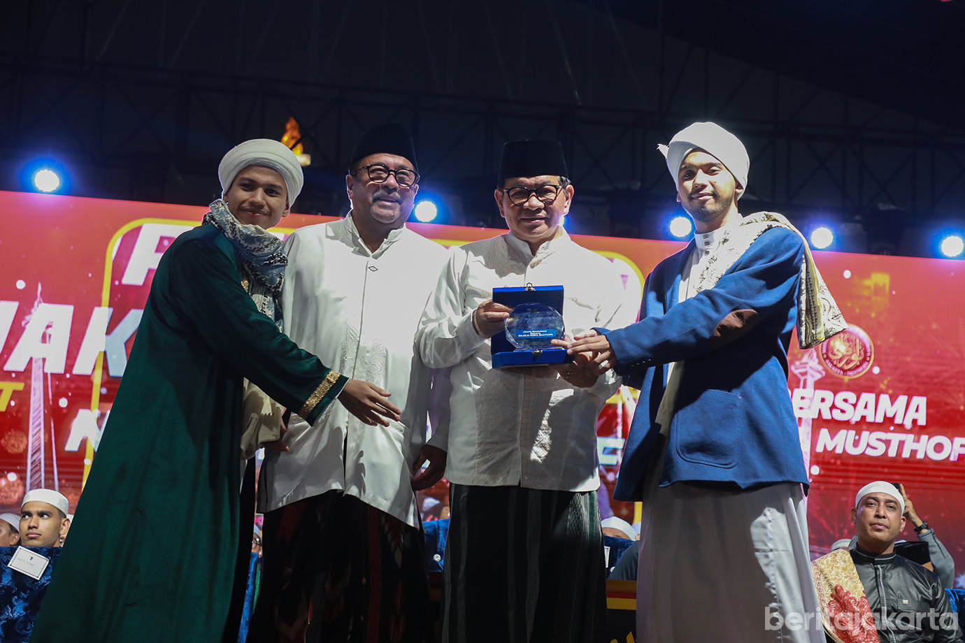 gub-wagub-jkt-bersholawat-06.jpg