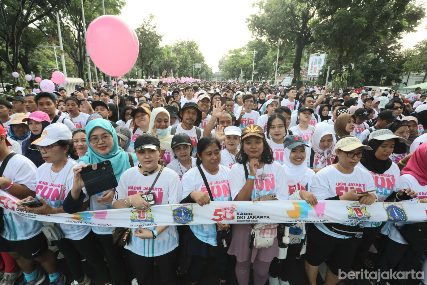 1 Wagub Rano Karno Hadiri Jaga Jakarta Penuh Warna & HUT ke-58 KADIN DKI Jakarta_1.jpg
