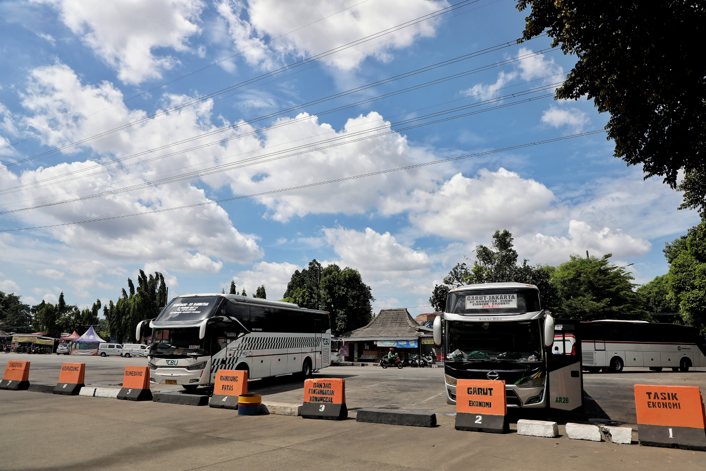 8.UP PKB Pulogadung Terus Lakukan Ramp Check Selama Libur Nataru.jpg