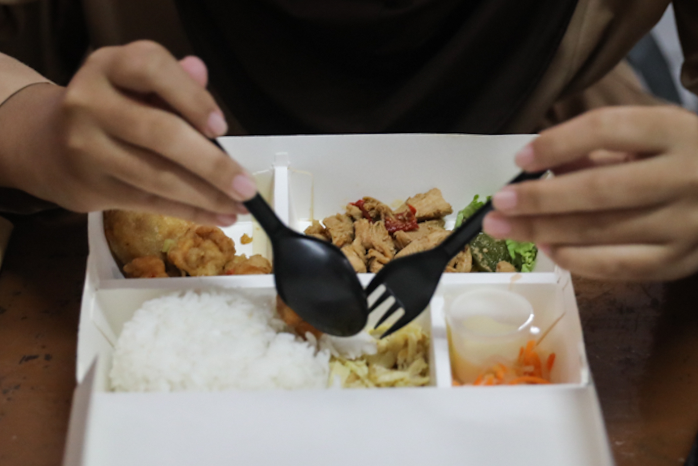 5 Makan bergizi 70-6.jpg