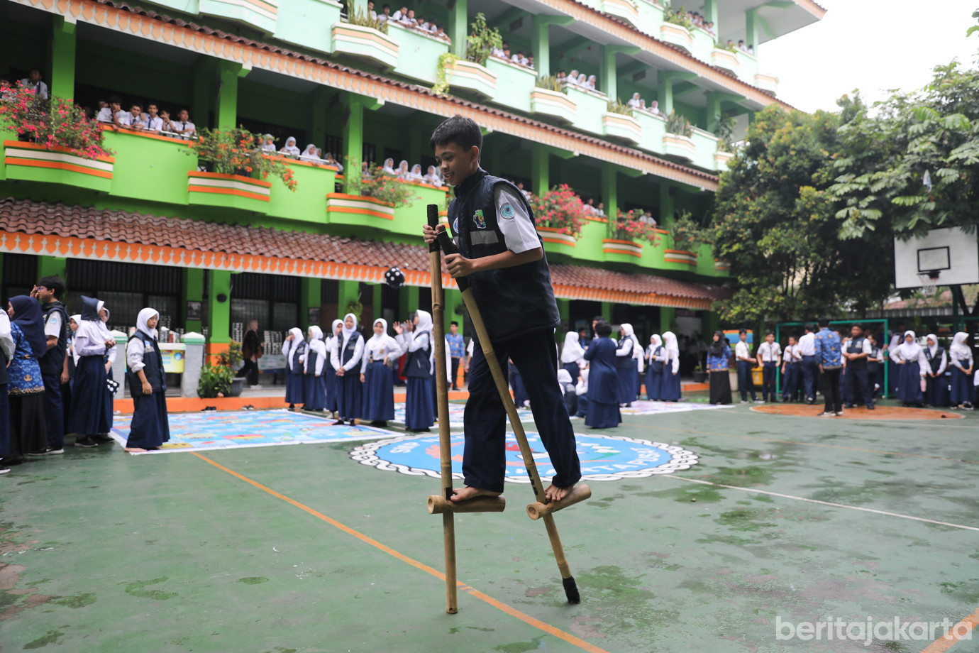 SMPN 28-1.jpg