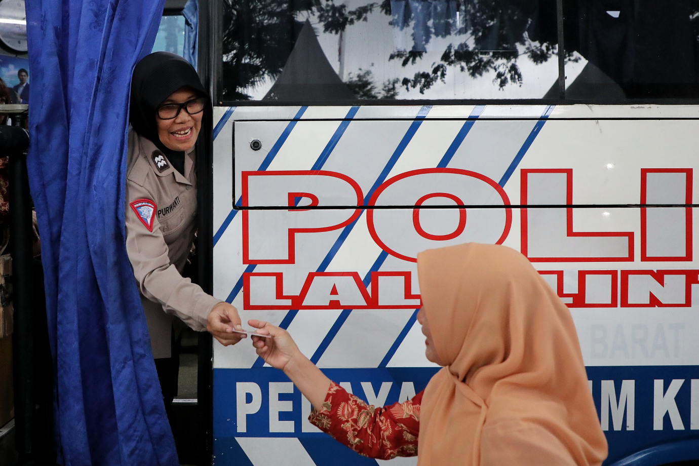 5.Pemprov DKI Jakarta Gelar Perpanjangan SIM Gratis bagi Perempuan Peringati Hari Kartini.jpg
