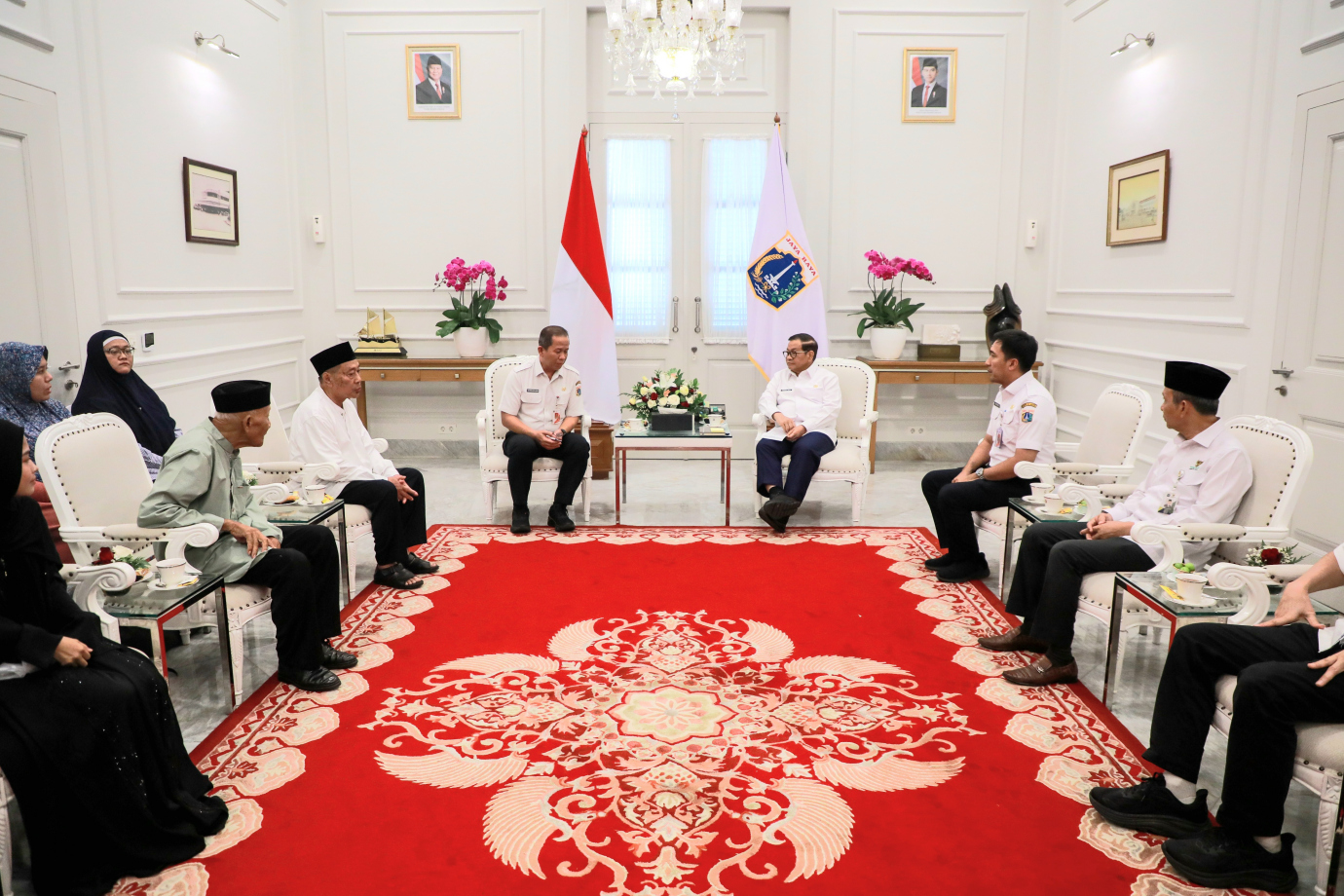 3-2jemaahhaji.jpg
