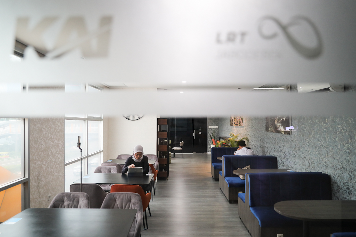 Co-working Space LRT Cawang-2.jpg