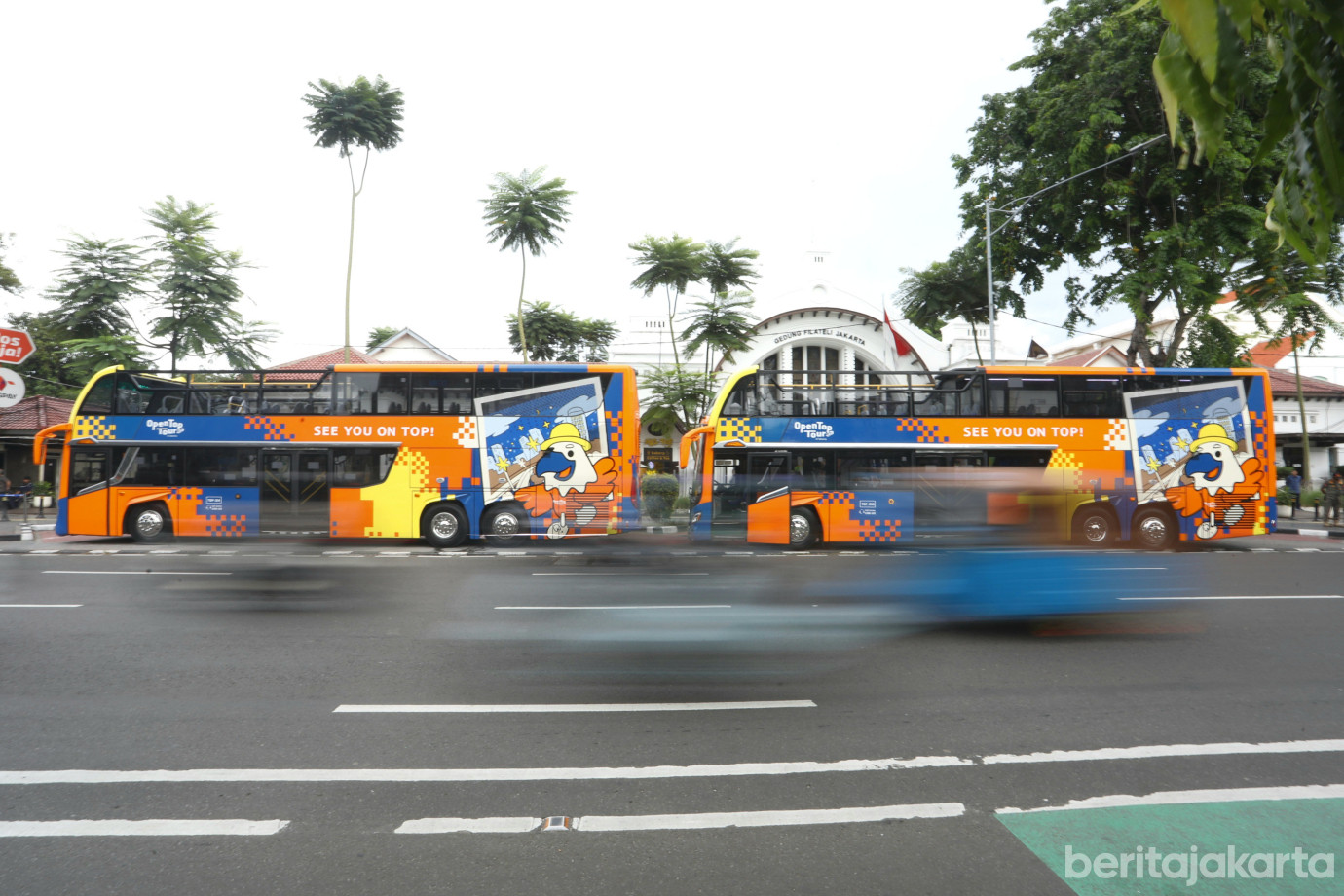 6 Wagub Rano Karno Resmikan Rute Baru Open Top Tour of Jakarta_6.jpg