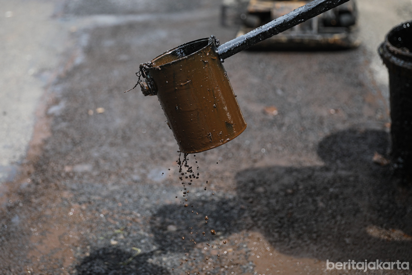 Aspal Jalan Matraman-1.jpg