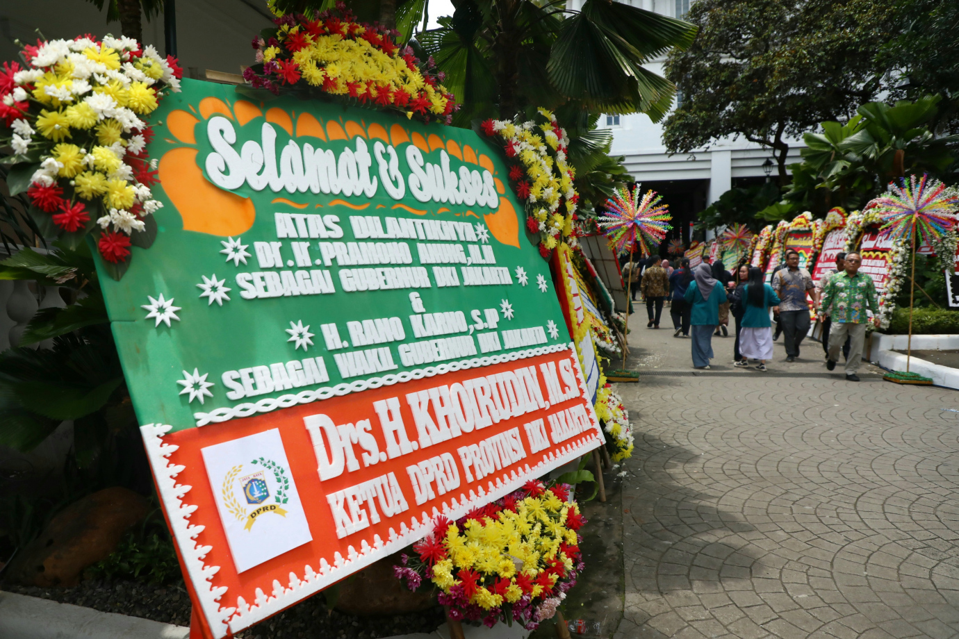 4 Karangan Bunga Balaikota _4.jpg
