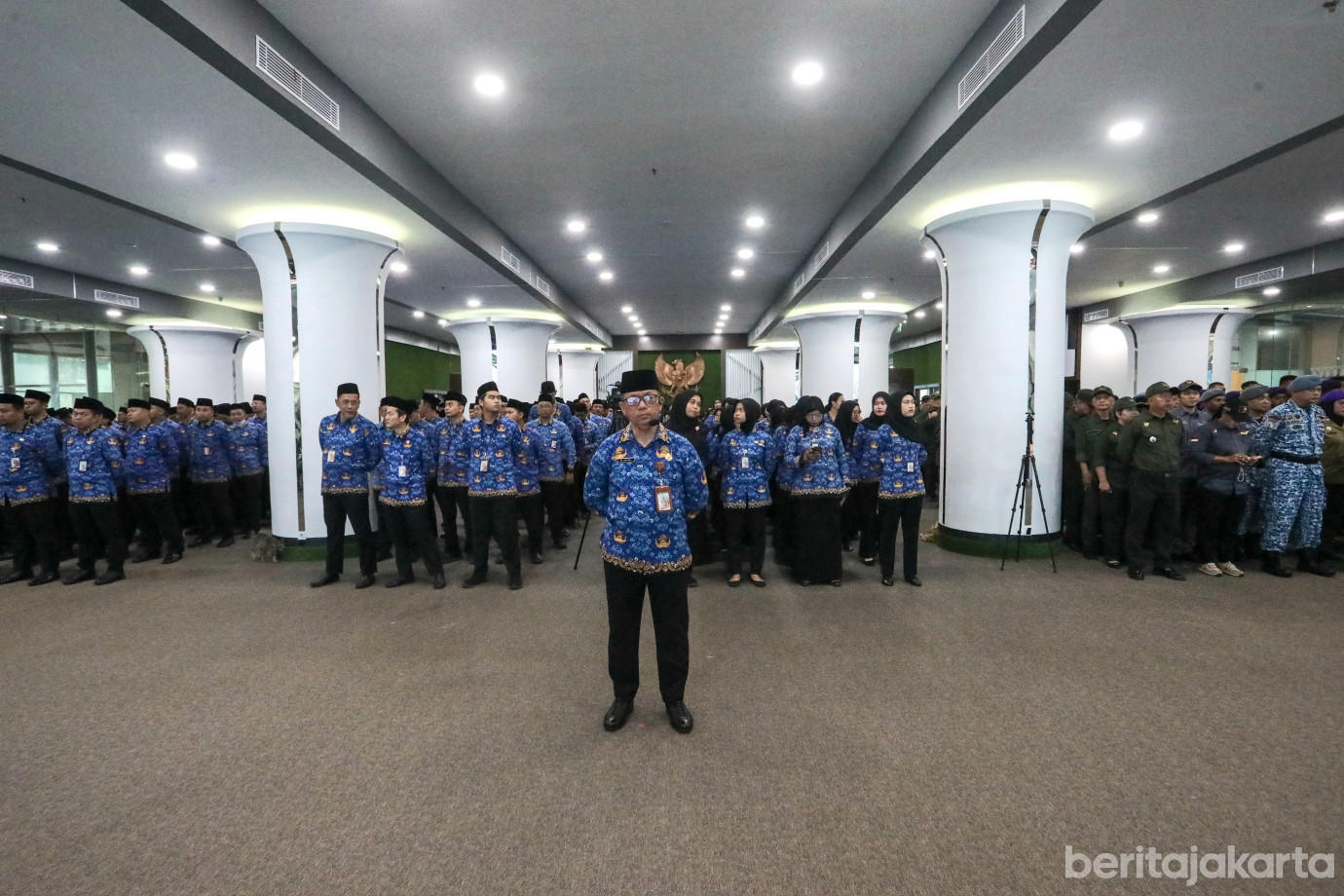 1 Wagub Rano Karno Pimpin Upacara Hari Bela Negara ke-77_1.jpg