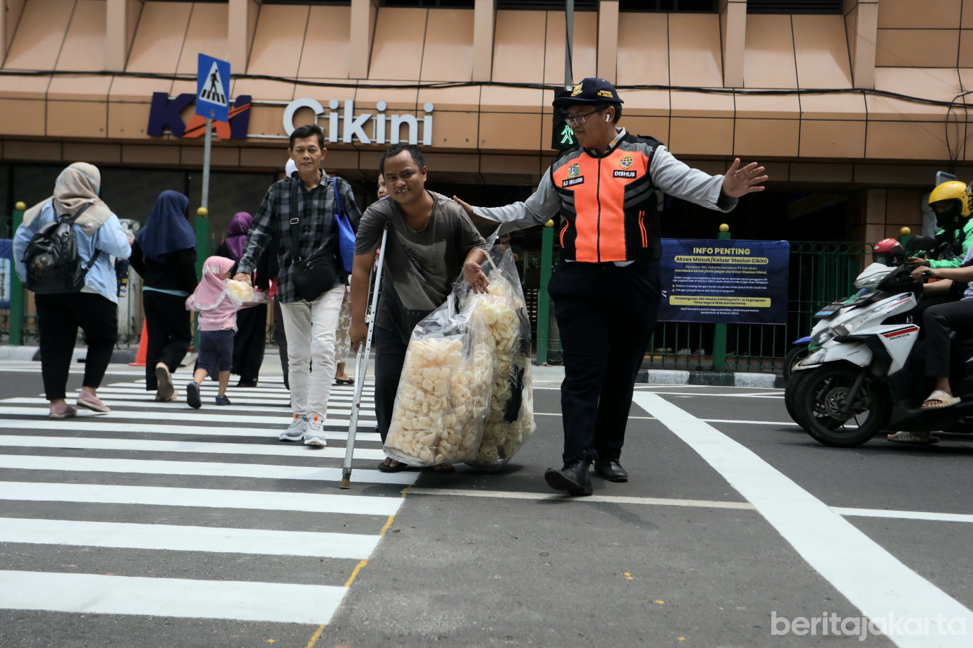 5 Uji Coba Pelican Crossing Stasiun Cikini_5.jpg