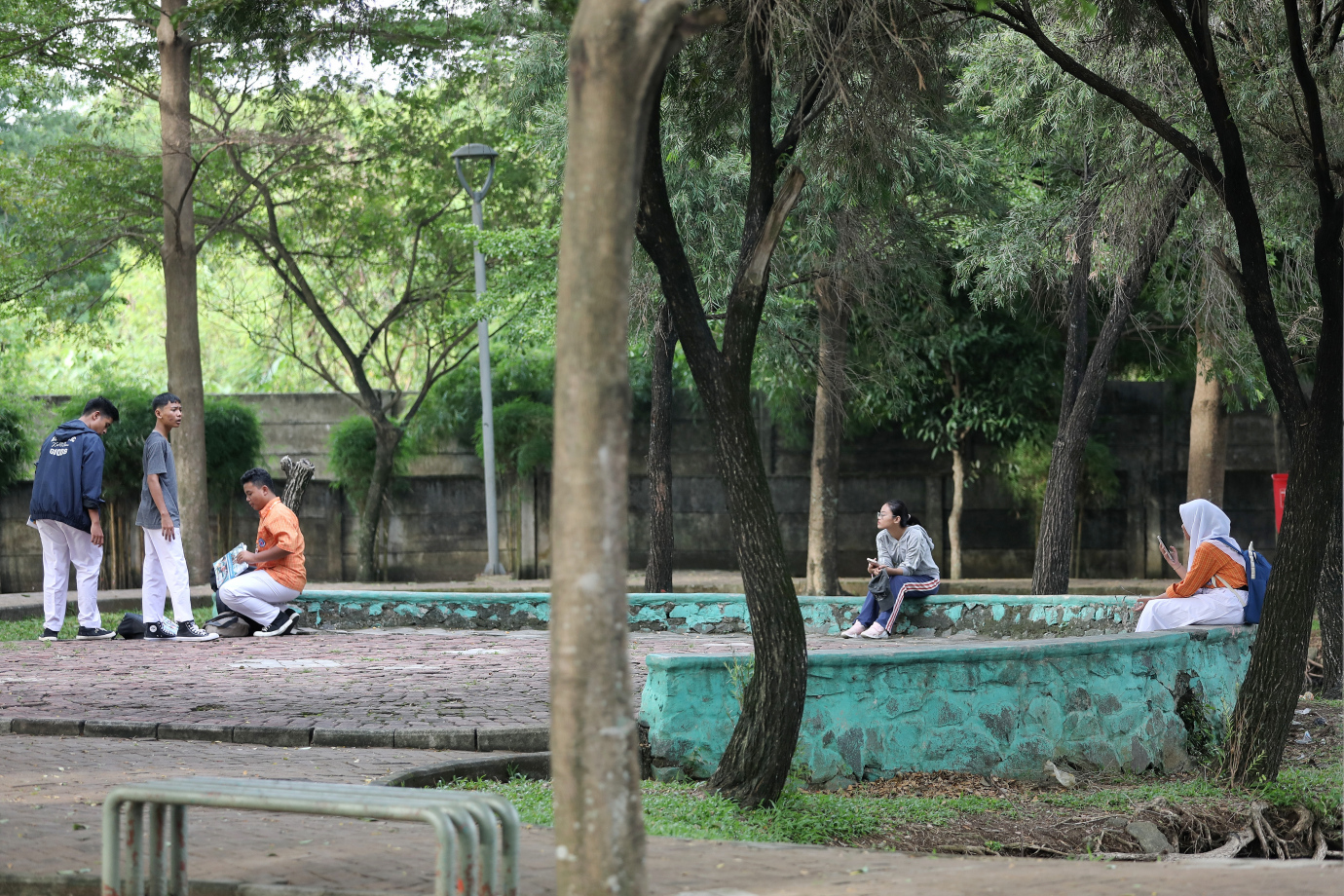 4.Menikmati Waktu Sore di Taman Melati Cilangkap.jpg