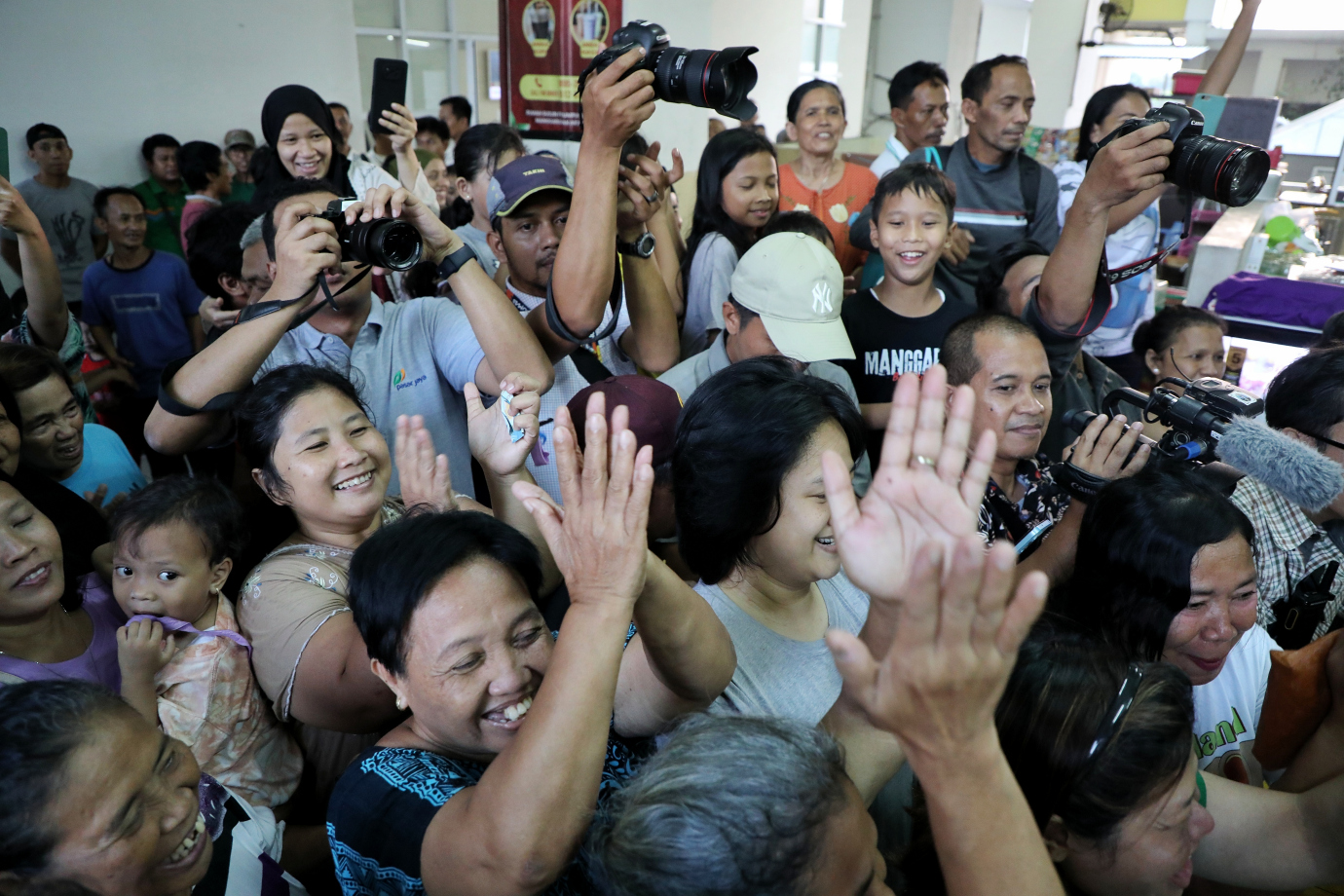 6.Pj Gub Tinjau Rusun Pasar Rumput.jpg