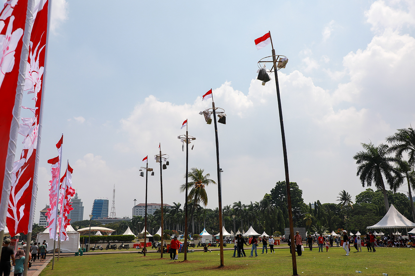 Pesta-Rakyat-Monas-HUT-RI-07.jpg