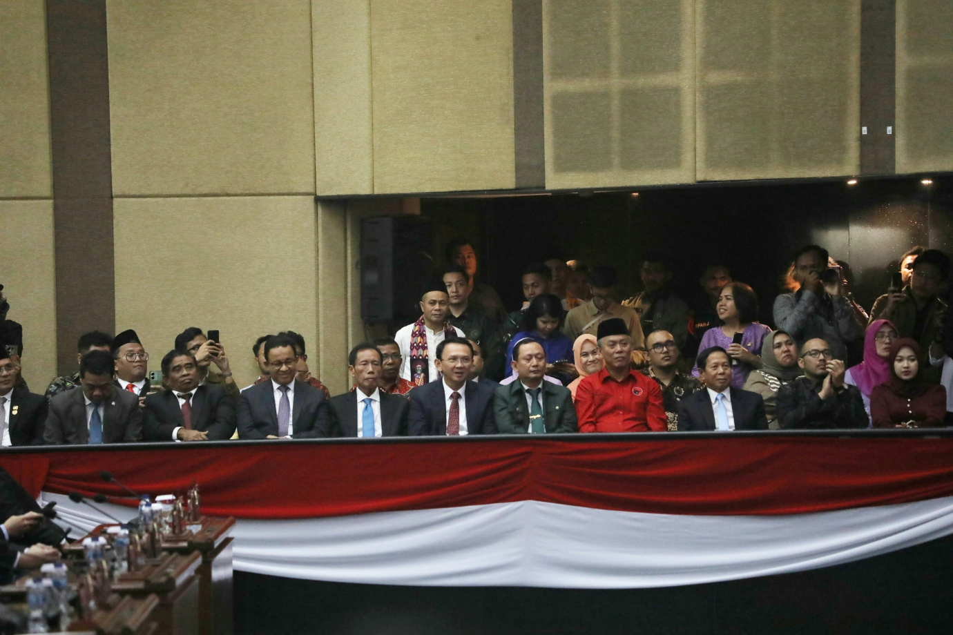 5 Rapat Paripurna Perdana DPRD DKI Jakarta dengan Gubernur dan Wakil Gubernur DKI Jakarta_5.jpg