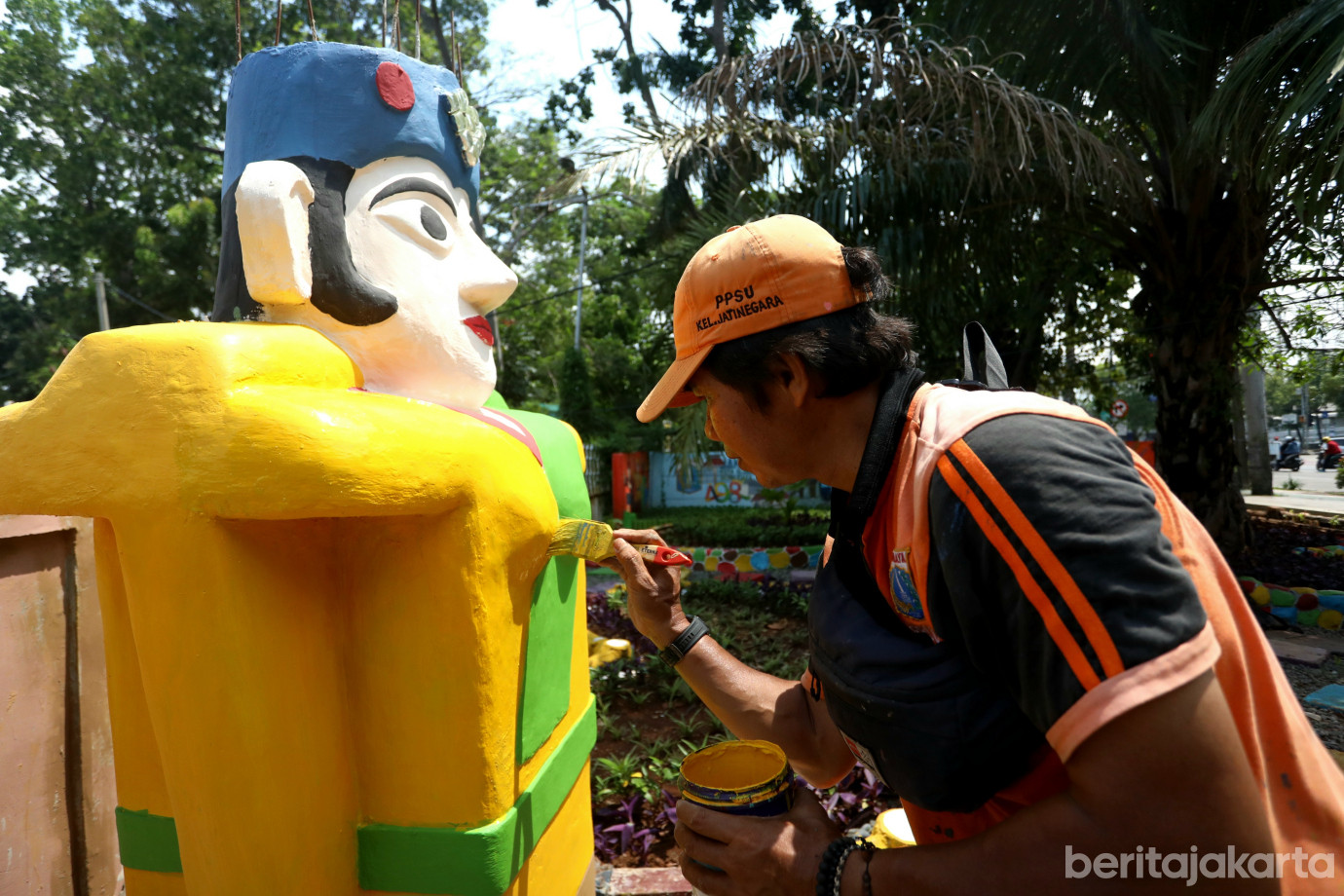 5 PPSU Jatinegara Sulap Lahan Kosong Jadi Taman Nissan_5.jpg