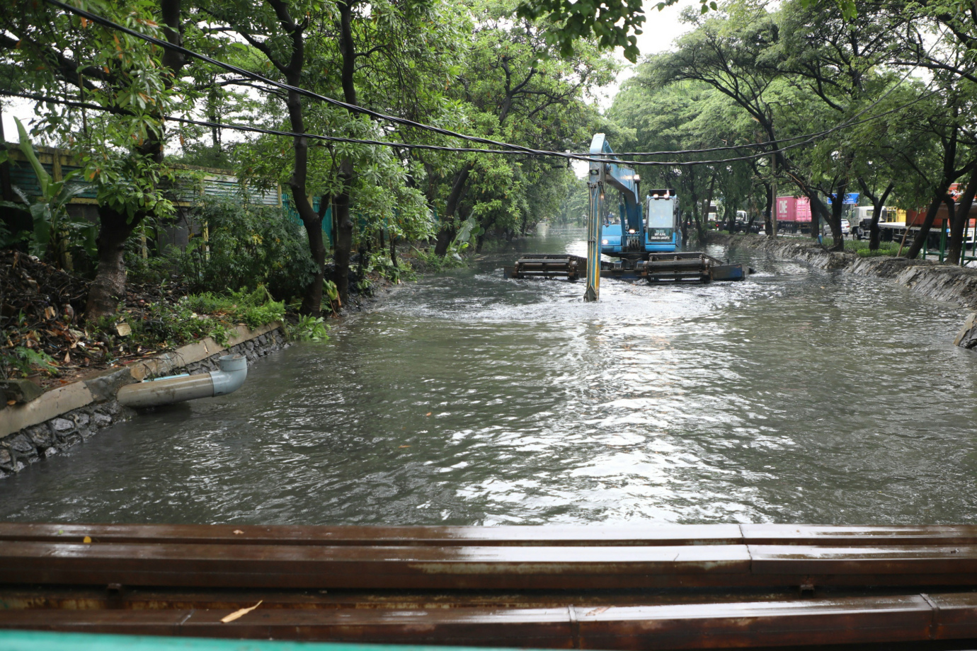1 Sudin SDA Jakarta Utara Keruk Aliran Kali KBN_1.jpg