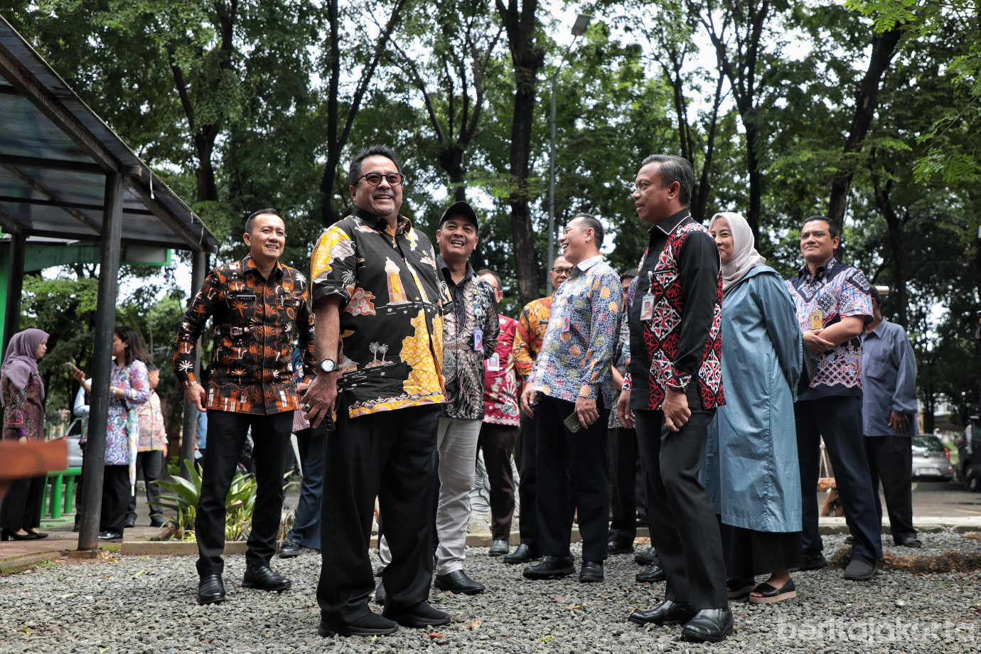 1.Rano Karno Kunjungi Kantor Wali Kota Jakarta Timur .jpg