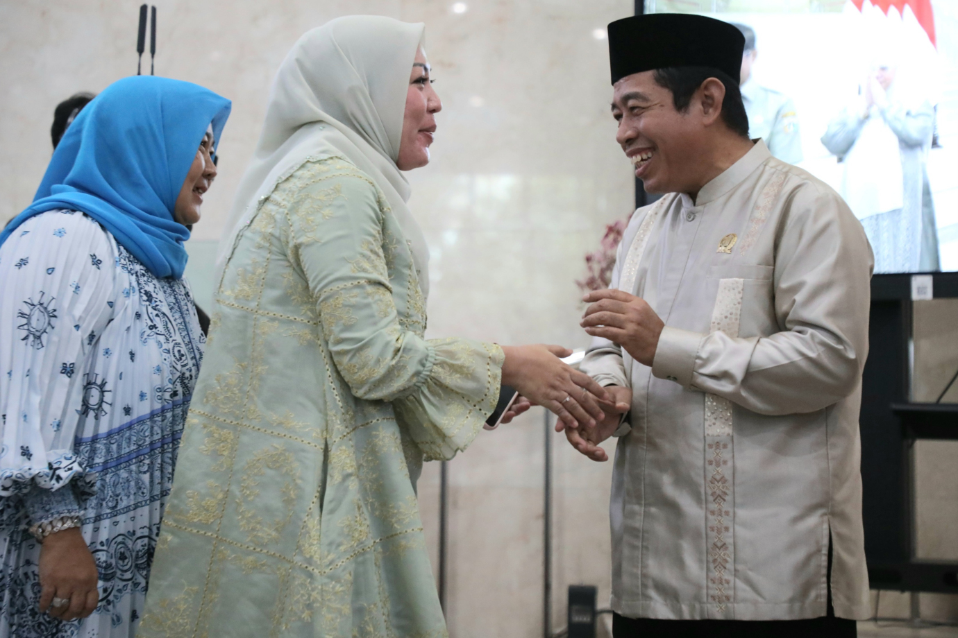 5 Gubenrur DKI Jakarta Halal Bihalal Dengan Anggota DPRD DKI Jakarta_5.jpg