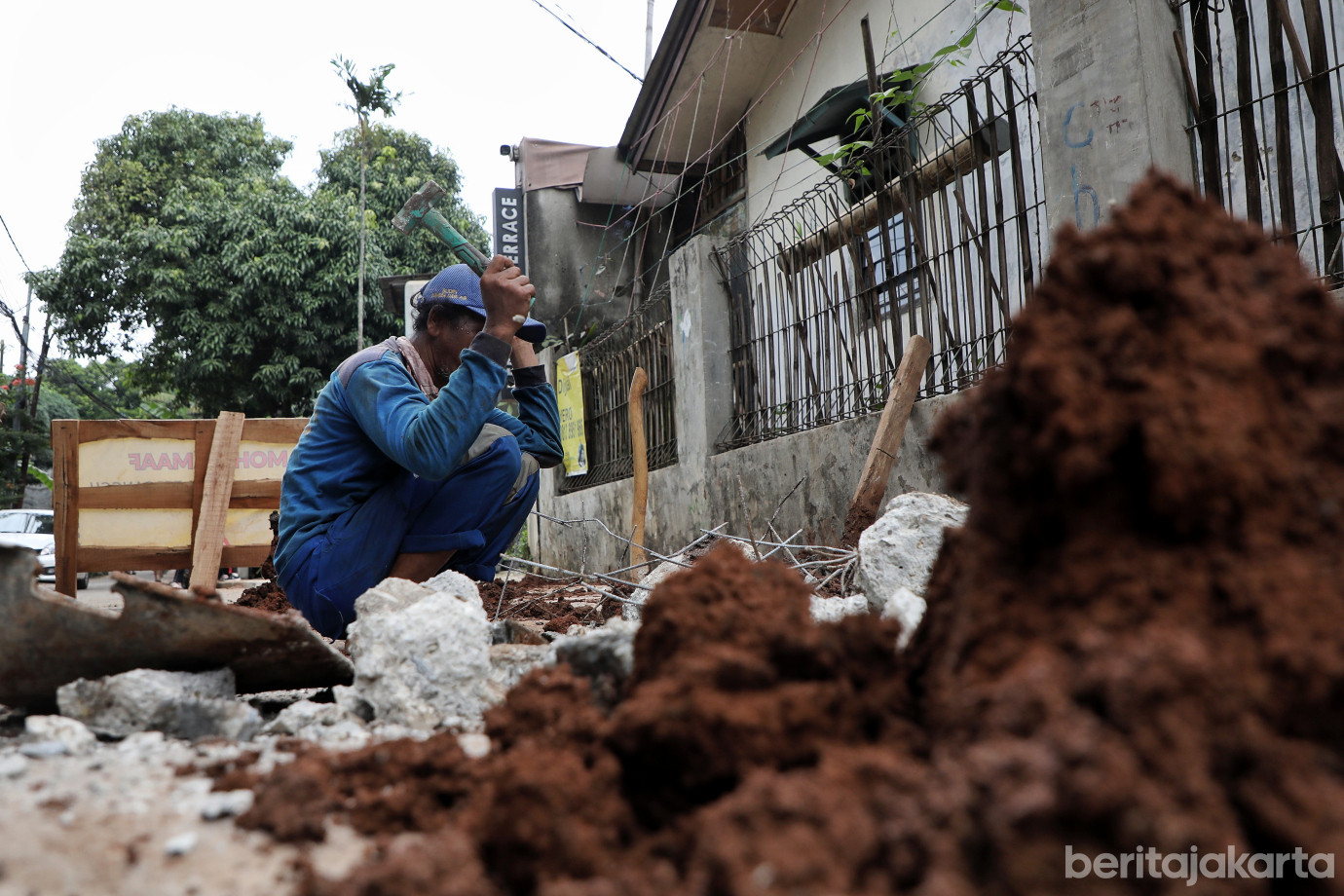 3.Sudin SDA Jaksel Perbesar Saluran di Kebagusan.jpg