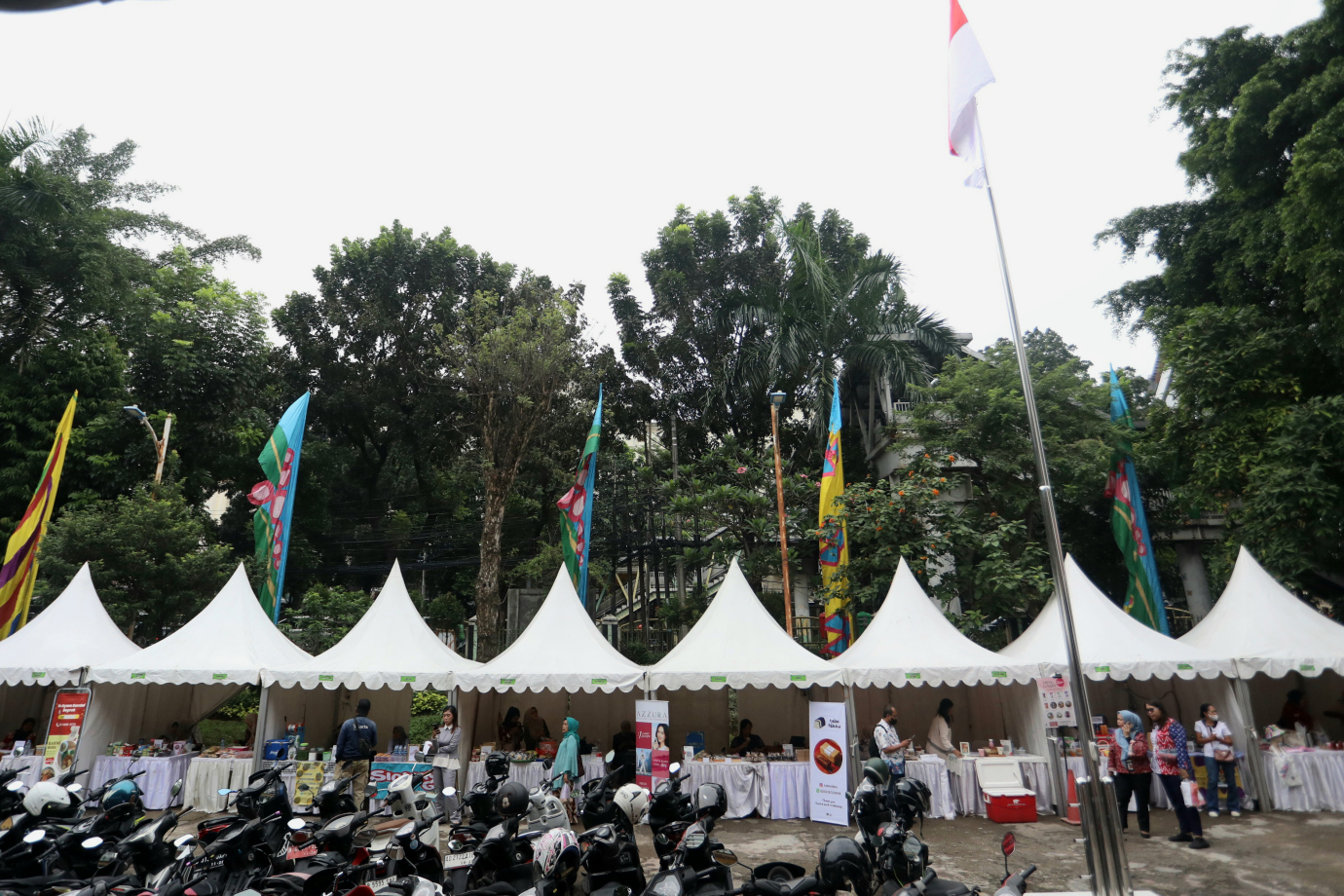 6 Sudin PPUPKM Jaksel Gelar Bazaar_6.jpg