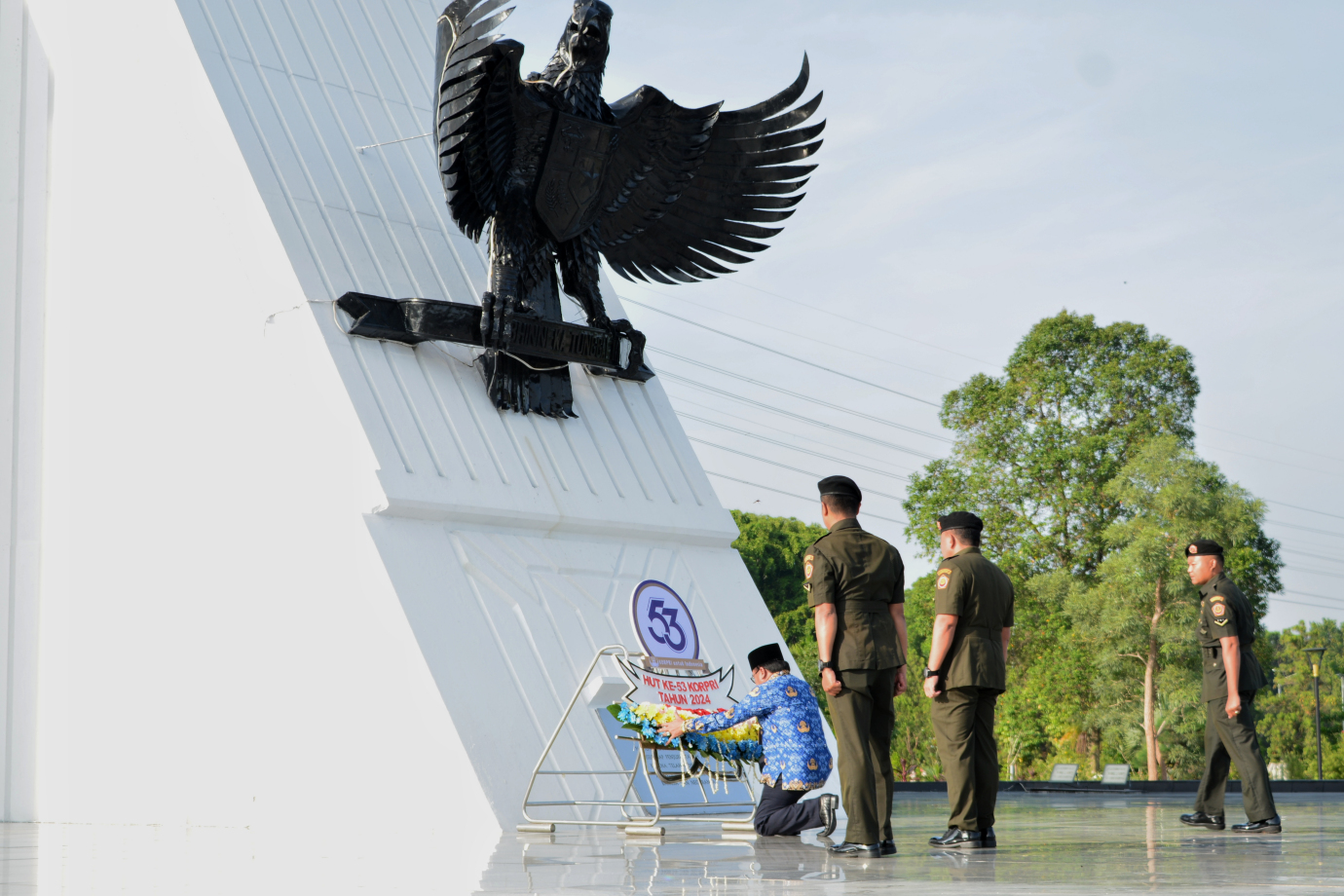 4.Ziarah TMP Kalibata (1).jpg