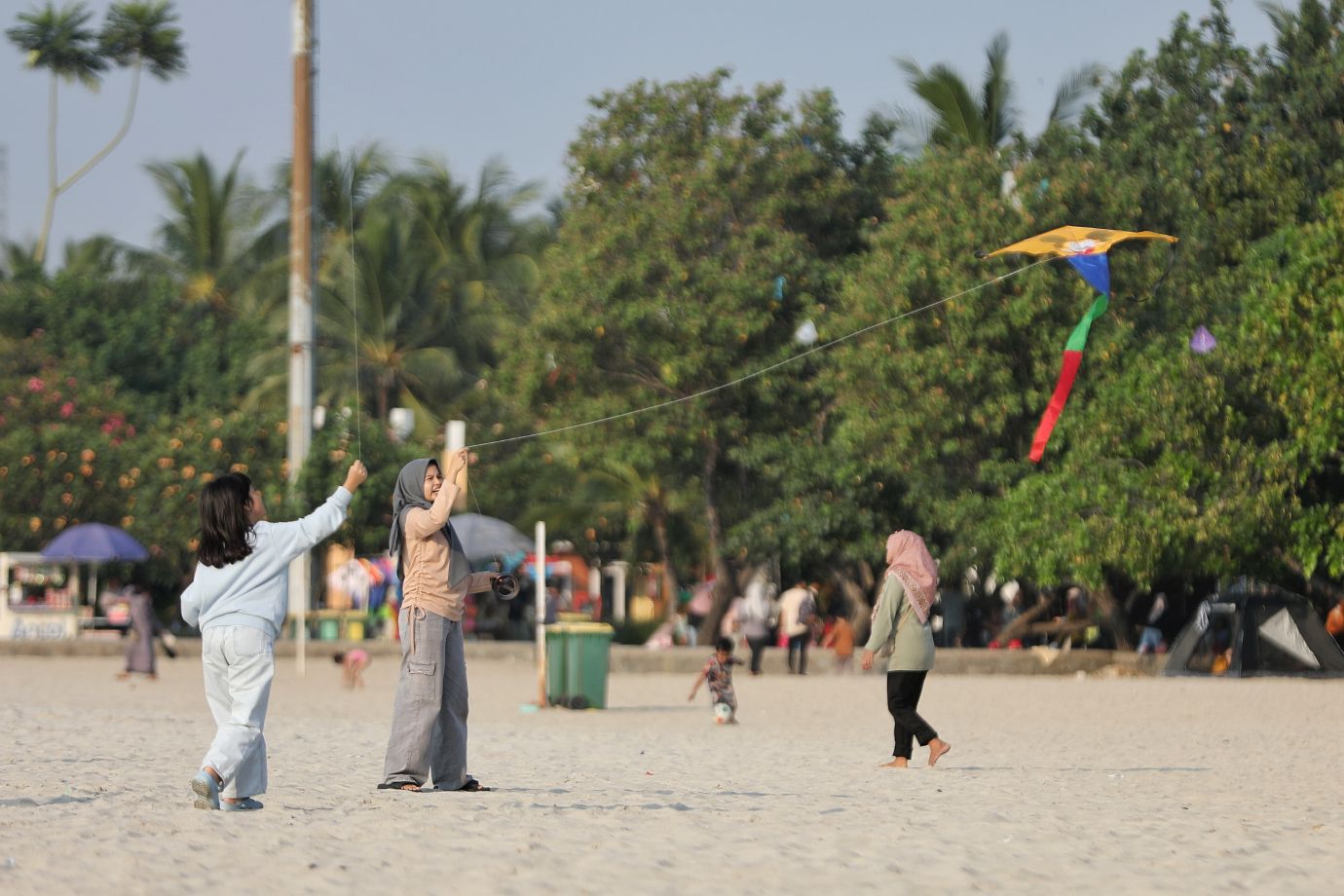 3.Akses masuk kawasan wisata Ancol gratis sambut HUT Jakarta.jpg