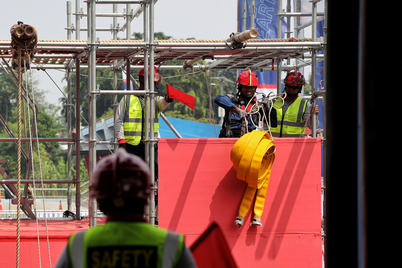 6.Dinas Gulkarmat Gelar Jakarta Fire Fighter Challenge 2025.jpg