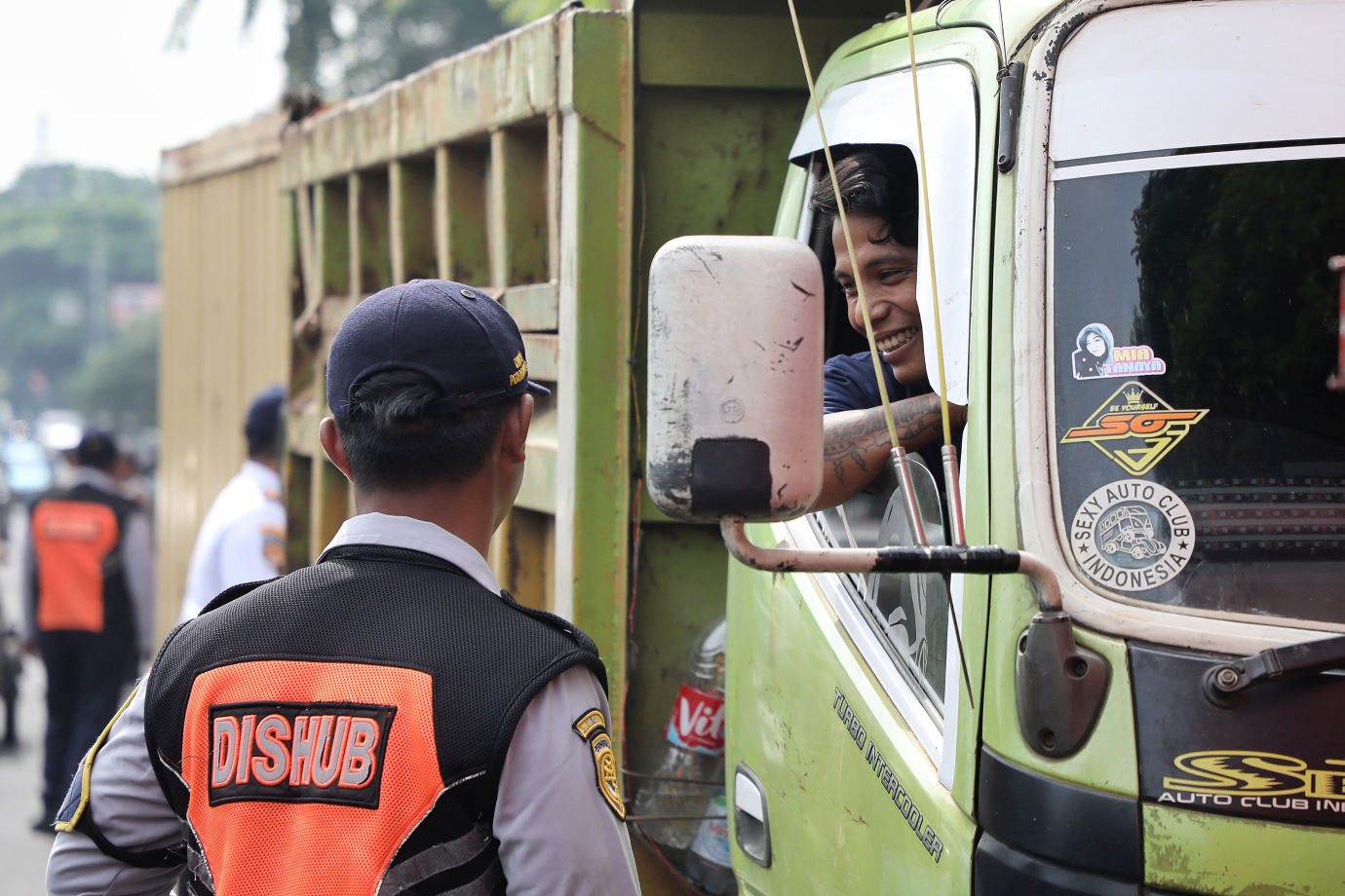 2.Puluhan Kendaraan Terjaring Razia Uji Emisi di Jaktim.jpg