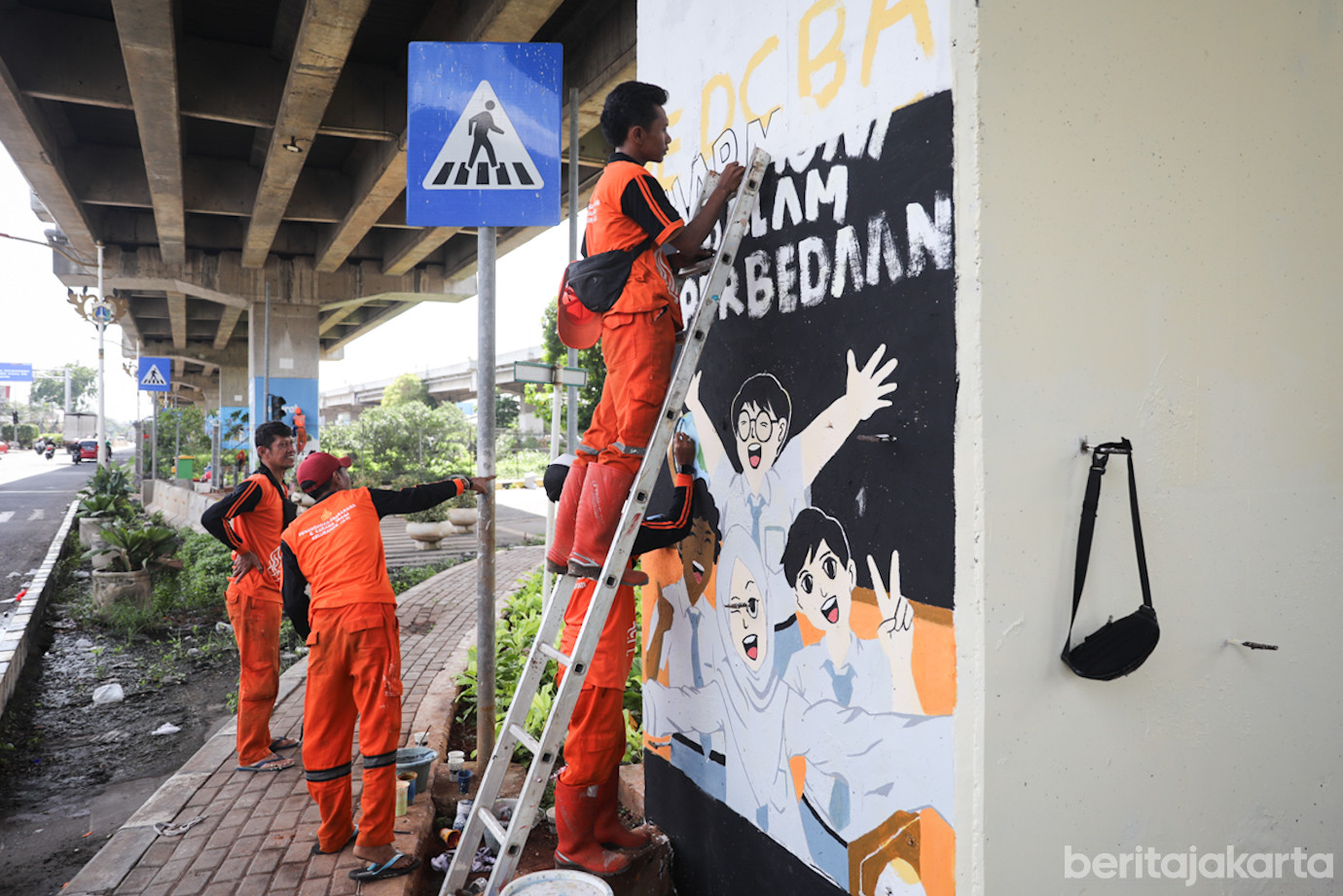 Mural Becakayu-2.jpg