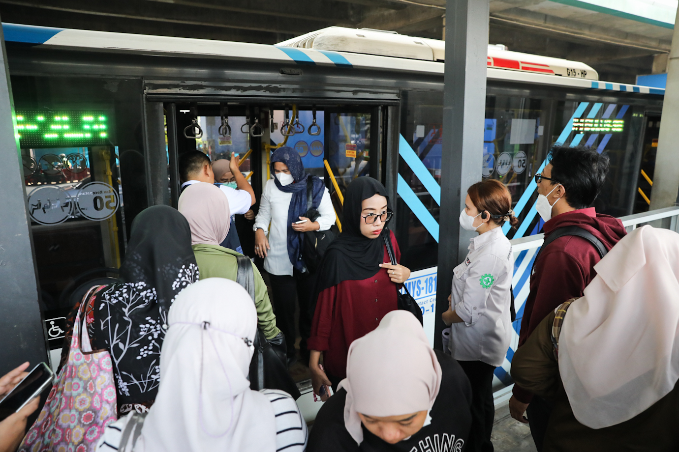 Transjakarta Lebak Bulus-Sawangan-1.jpg