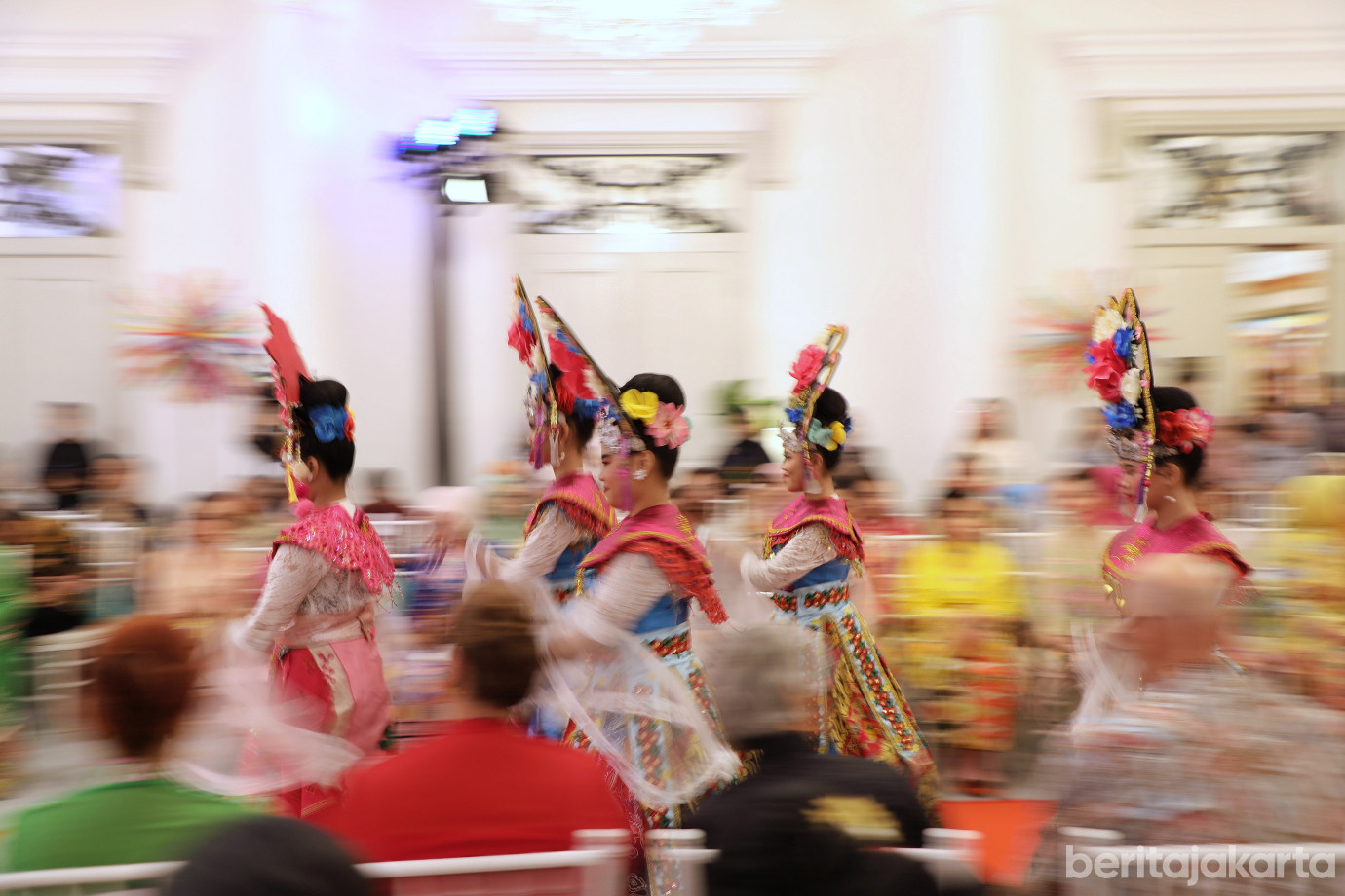 9.Seribu Wajah Kebaya Betawi.jpg