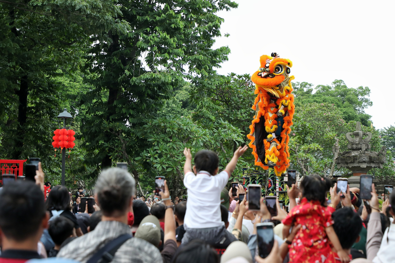 7.Pj Gubernur Hadiri Festival Pecinan di TMII.jpg