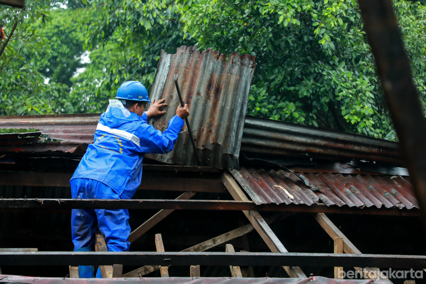 6-1normalisasi cawang gub.jpg