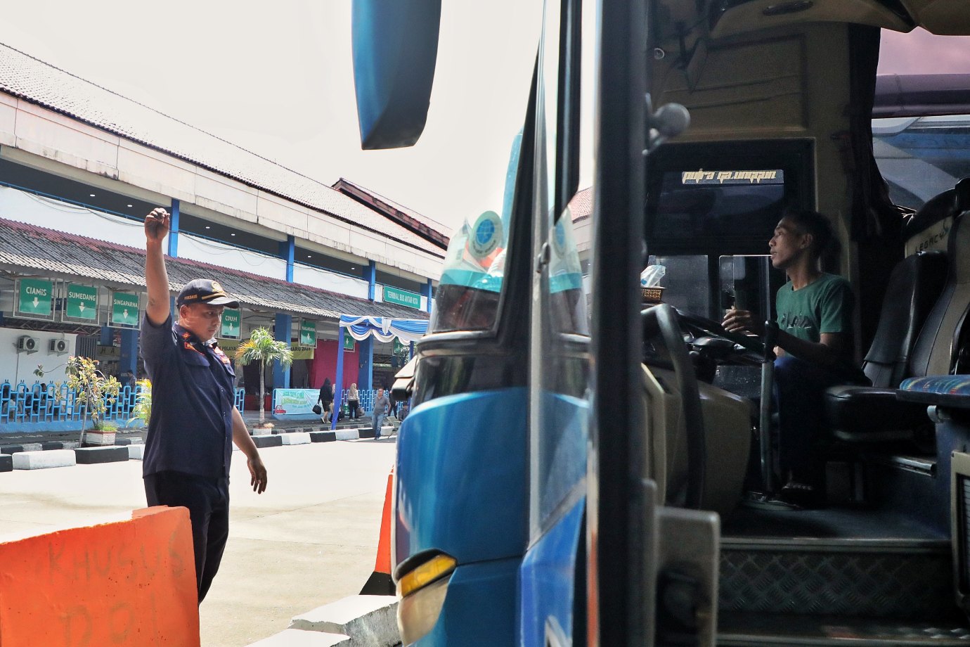 1.UP PKB Pulogadung Terus Lakukan Ramp Check Selama Libur Nataru.jpg