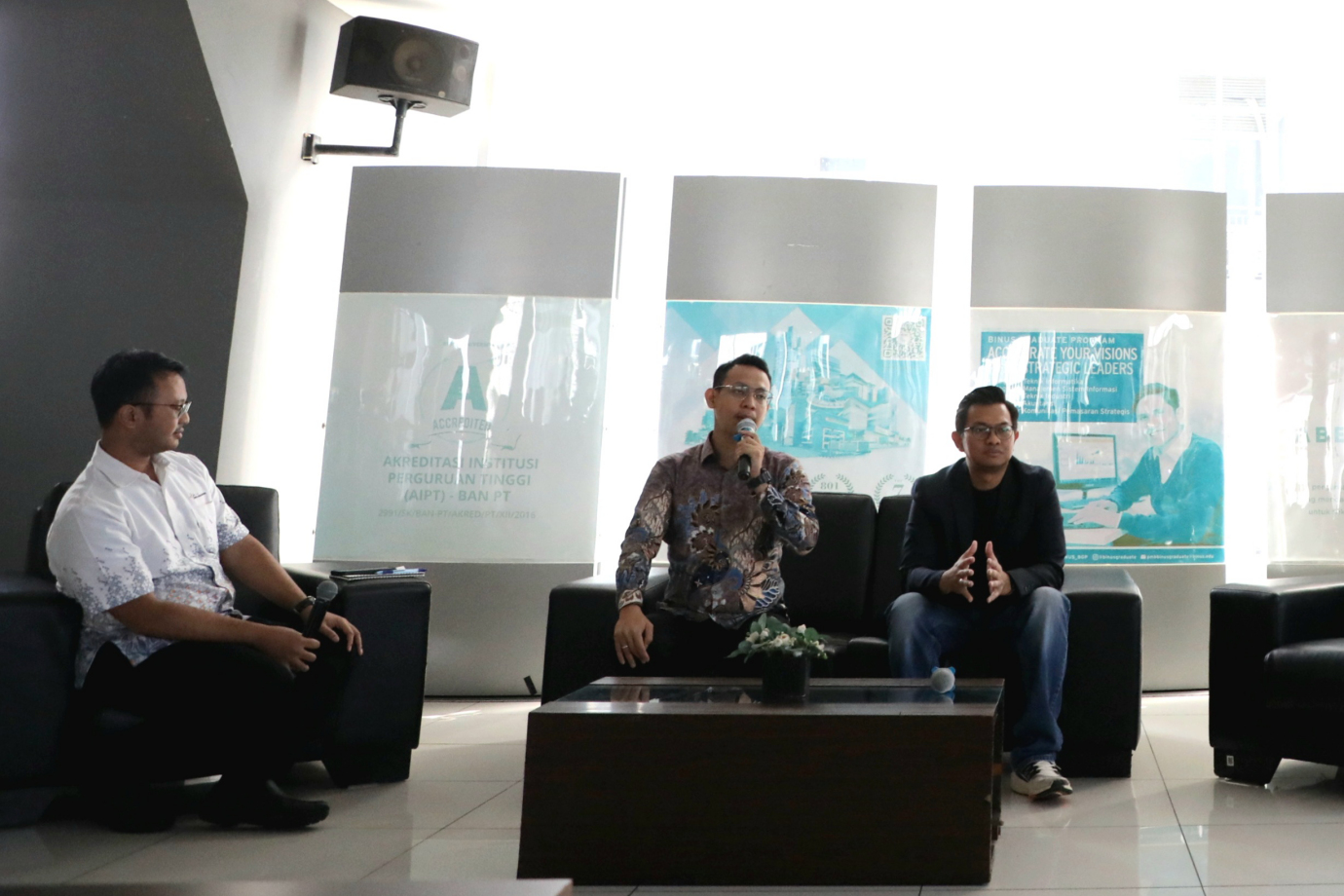 3 Ngobrol Jakarta di Binus University_4.jpg